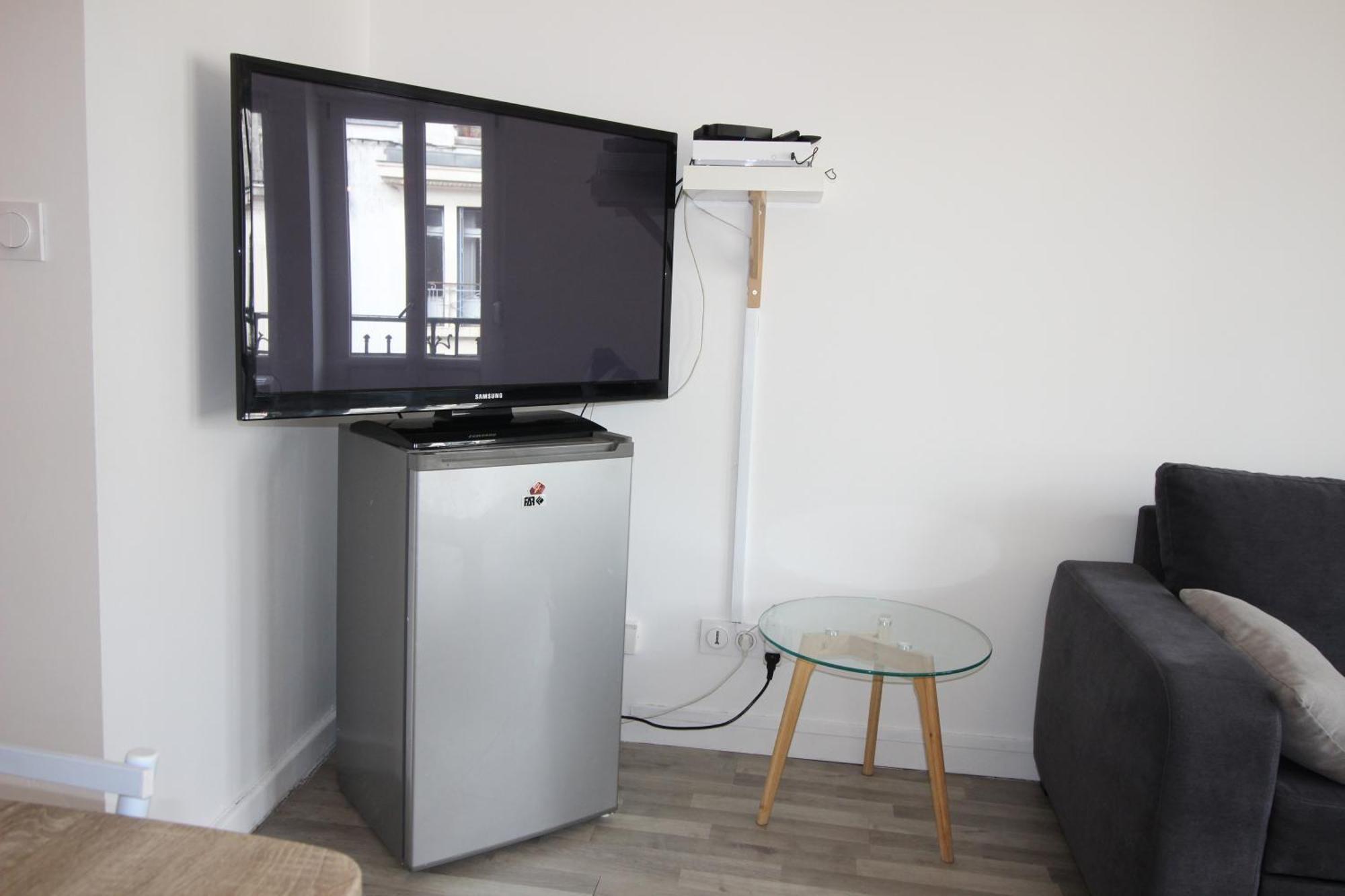 Centre - - 1 Lit Et Canape Convertible - Internet Et Tv - 4 Personnes - Gere Par Presta-zen'services *